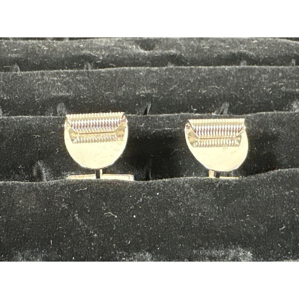 Vintage Kalbe Silver Tone Ribbed Shield Toggle Back Cufflinks Mens MCM Accessory